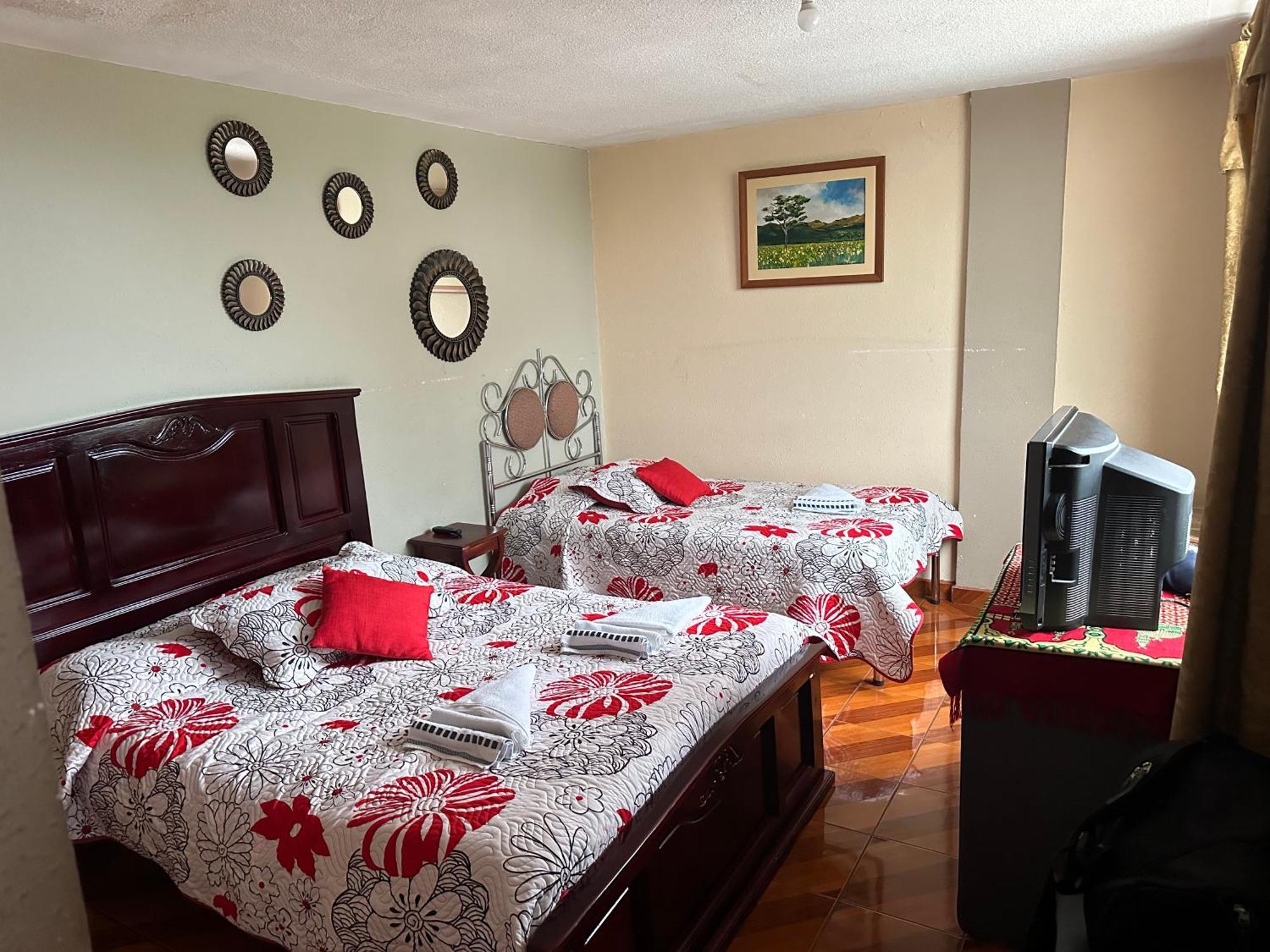 Hostal Jora Continental Cotacachi Eksteriør bilde